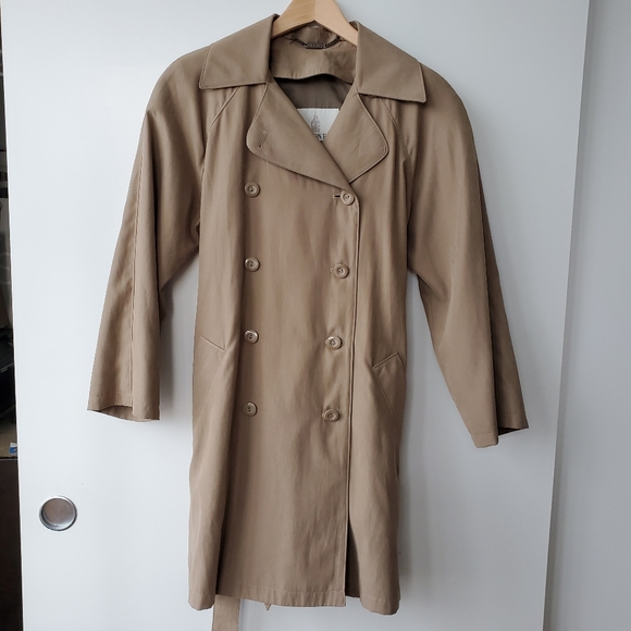 London Fog Vintage Tan Trench Coat - Picture 2 of 7